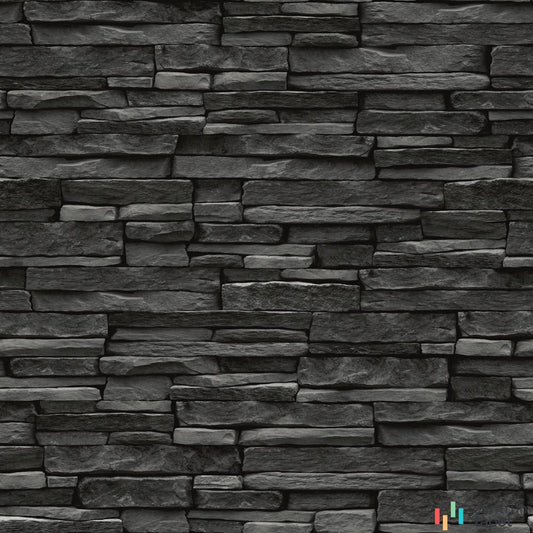 Ciemnoszary kamienny mur z nieregularnych wąskich fragmentów