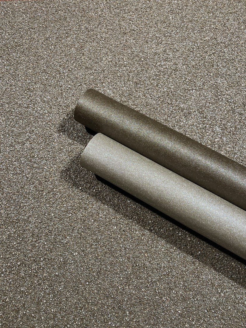 Metaliczna tapeta winylowa na flizelinie w odcieniach szarości 34950