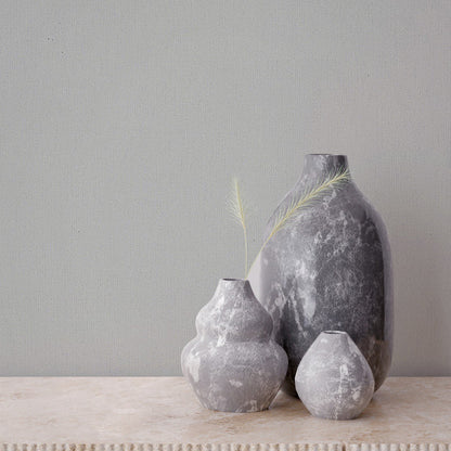Szare tło trzech szarych wazonów Whisper 36475